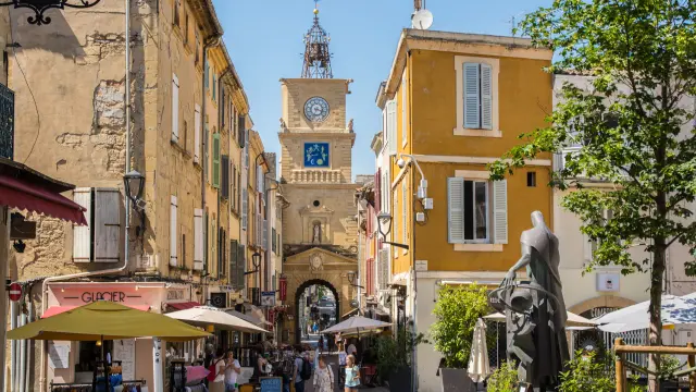 Quartiers à éviter à Salon-de-Provence : Le guide honnête salon de provence